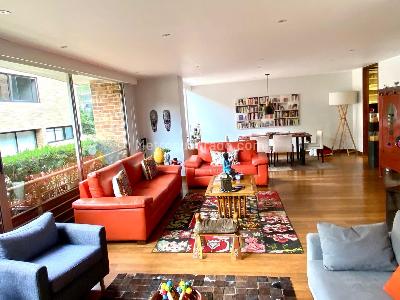 Apartamento en venta en El Refugio, Bogotá · foto 3 de 19