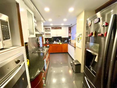 Apartamento en venta en El Refugio, Bogotá · foto 7 de 19
