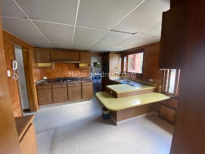 Apartamento en venta en El Refugio, Bogotá · foto 8 de 16