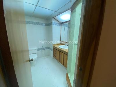 Apartamento en venta en El Refugio, Bogotá · foto 14 de 16