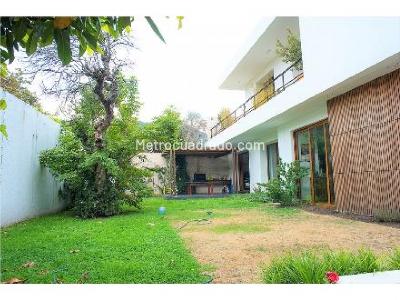 Casa de 4 alcobas en venta en Santa Ana Oriental, Bogotá, 816 m² · foto 2 de 20