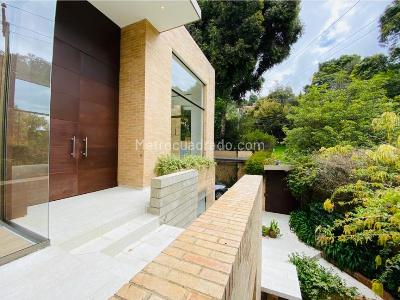 Casa de 4 alcobas en venta en Santa Ana Oriental, Bogotá, 450 m² · foto 3 de 20