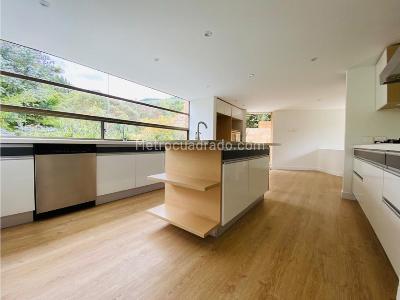 Casa de 4 alcobas en venta en Santa Ana Oriental, Bogotá, 450 m² · foto 10 de 20