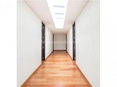 Casa de 5 alcobas en venta en Santa Ana Oriental, Bogotá, 840 m² · foto 14 de 20