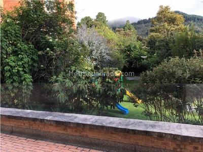 Apartamento de 3 alcobas en venta en Santa Ana Oriental, Bogotá, 213 m² · foto 6 de 18
