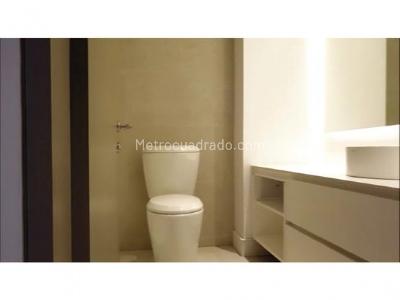 Casa de 3 alcobas en venta en El Refugio, Bogotá, 610 m² · foto 13 de 20