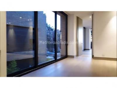 Casa de 3 alcobas en venta en El Refugio, Bogotá, 610 m² · foto 15 de 20
