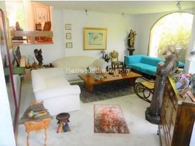 Casa de 3 alcobas en venta en Santa Ana Oriental, Bogotá, 255 m² · foto 3 de 14