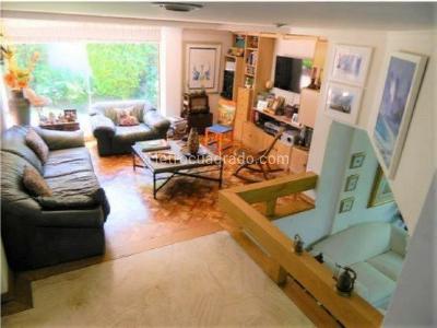 Casa de 3 alcobas en venta en Santa Ana Oriental, Bogotá, 255 m² · foto 5 de 14