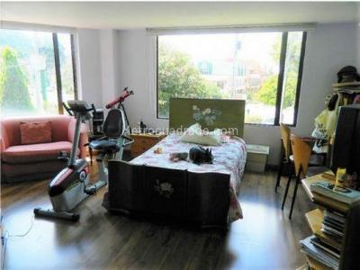 Casa de 3 alcobas en venta en Santa Ana Oriental, Bogotá, 255 m² · foto 11 de 14