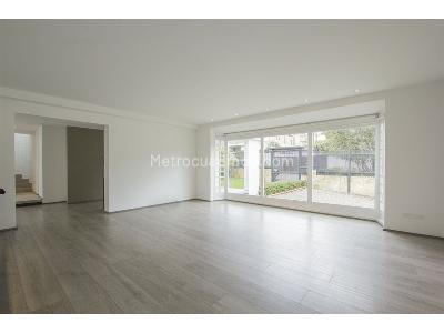 Casa de 4 alcobas en venta en Santa Ana Oriental, Bogotá, 550 m² · foto 8 de 20