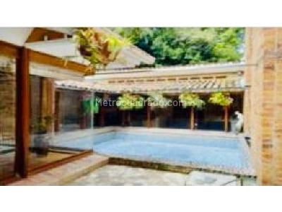 Casa de 5 alcobas en venta en Santa Ana Oriental, Bogotá, 995 m² · foto 8 de 20