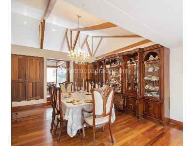Casa de 5 alcobas en venta en Santa Ana Oriental, Bogotá, 995 m² · foto 11 de 20