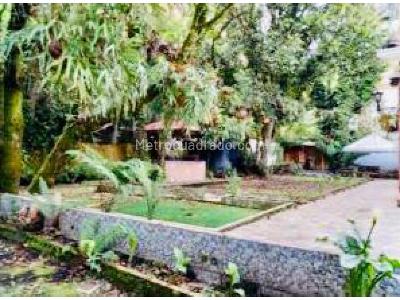 Casa de 5 alcobas en venta en Santa Ana Oriental, Bogotá, 995 m² · foto 14 de 20