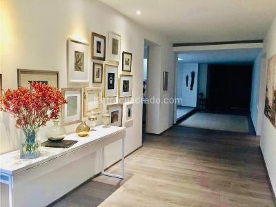 Casa de 4 alcobas en venta en Santa Ana Oriental, Bogotá, 550 m² · foto 2 de 10