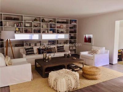 Casa de 4 alcobas en venta en Santa Ana Oriental, Bogotá, 550 m² · foto 3 de 10
