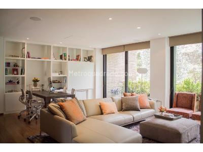 Apartamento de 3 alcobas en venta en Santa Barbara Oriental, Bogotá, 396 m² · foto 8 de 11