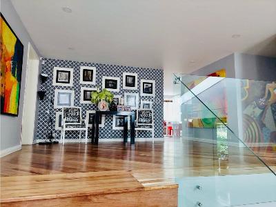 Casa de 4 alcobas en venta en Santa Ana Oriental, Bogotá, 700 m² · foto 2 de 20