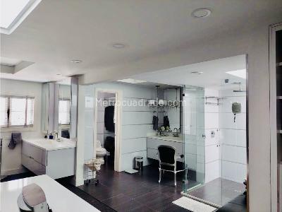 Casa de 4 alcobas en venta en Santa Ana Oriental, Bogotá, 700 m² · foto 17 de 20