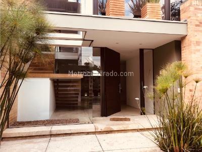 Casa de 4 alcobas en venta en Santa Ana Oriental, Bogotá, 400 m² · foto 5 de 20