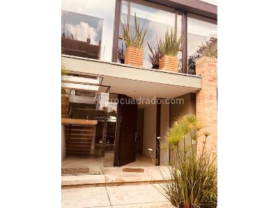 Casa de 4 alcobas en venta en Santa Ana Oriental, Bogotá, 400 m² · foto 6 de 20