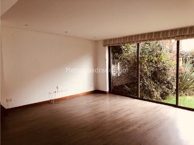 Casa de 4 alcobas en venta en Santa Ana Oriental, Bogotá, 400 m² · foto 16 de 20
