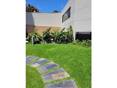 Casa de 3 alcobas en venta en Santa Ana Oriental, Bogotá, 550 m² · foto 2 de 20