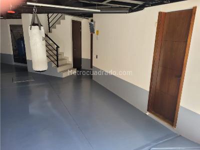 Casa de 3 alcobas en venta en Santa Ana Oriental, Bogotá, 550 m² · foto 8 de 20