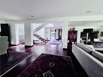 Casa de 4 alcobas en venta en Santa Ana Oriental, Bogotá, 600 m² · foto 3 de 20