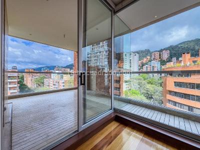 Apartamento de 5 alcobas en venta en La Cabrera, Bogotá, 547 m² · foto 7 de 20