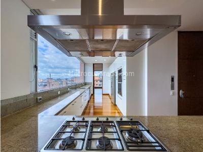 Apartamento de 5 alcobas en venta en La Cabrera, Bogotá, 547 m² · foto 11 de 20