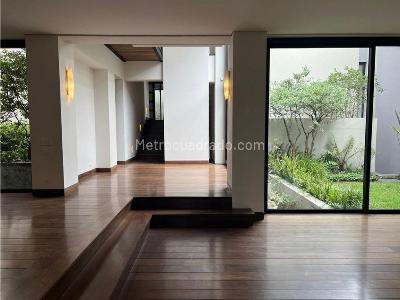 Casa de 4 alcobas en venta en Santa Ana Oriental, Bogotá, 650 m² · foto 17 de 20