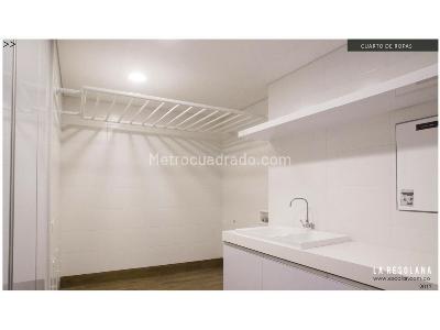Casa de 3 alcobas en venta en El Refugio, Bogotá, 400 m² · foto 12 de 20