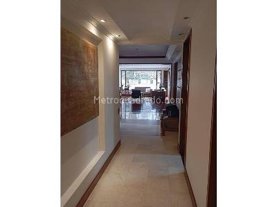 Apartamento en venta en Santa Ana Oriental, Bogotá · foto 3 de 16