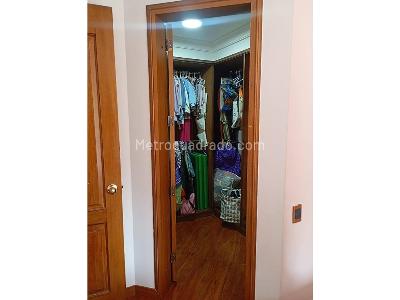 Apartamento en venta en Santa Ana Oriental, Bogotá · foto 8 de 16
