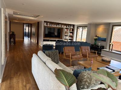 Apartamento en venta en Santa Ana Oriental, Bogotá · foto 3 de 13