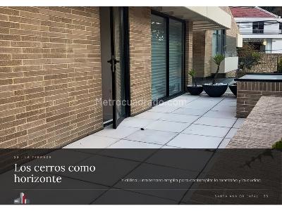 Casa de 4 alcobas en venta en Santa Ana Oriental, Bogotá, 411 m² · foto 2 de 20