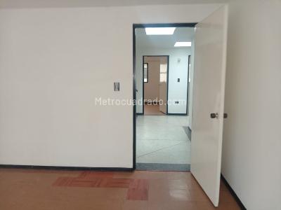 Casa de 5 alcobas en venta en Venecia, Bogotá, 300 m² · foto 7 de 20