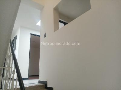 Casa de 5 alcobas en venta en Venecia, Bogotá, 300 m² · foto 11 de 20