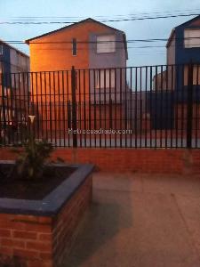 Casa de 2 alcobas en venta en San Mateo, Soacha, 40 m² · foto 3 de 20