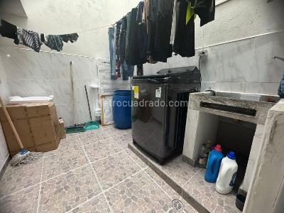 Casa de 5 alcobas en venta en Diana Turbay, Bogotá, 210 m² · foto 8 de 20