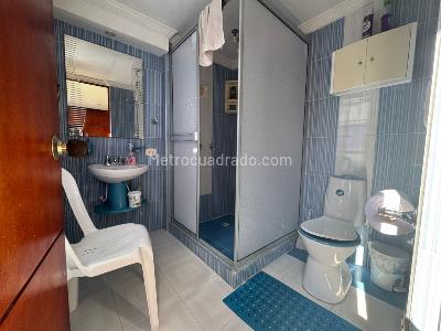 Casa de 5 alcobas en venta en Diana Turbay, Bogotá, 210 m² · foto 18 de 20