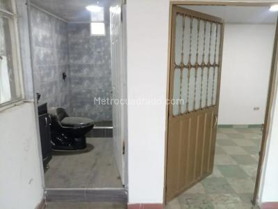 Casa de 5 alcobas en venta en Claret, Bogotá, 280 m² · foto 4 de 20