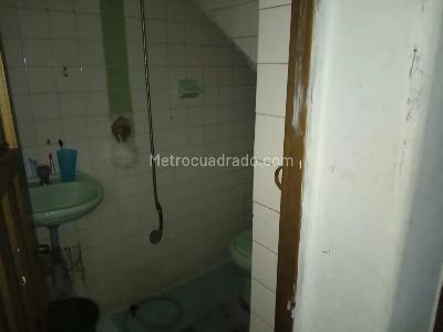 Casa de 5 alcobas en venta en Claret, Bogotá, 280 m² · foto 10 de 20