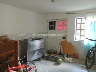 Casa de 5 alcobas en venta en Claret, Bogotá, 280 m² · foto 12 de 20