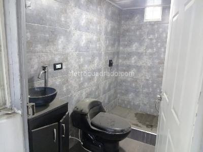 Casa de 5 alcobas en venta en Claret, Bogotá, 280 m² · foto 16 de 20