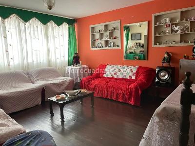 Casa en venta en San Antonio, Bogotá · foto 3 de 20