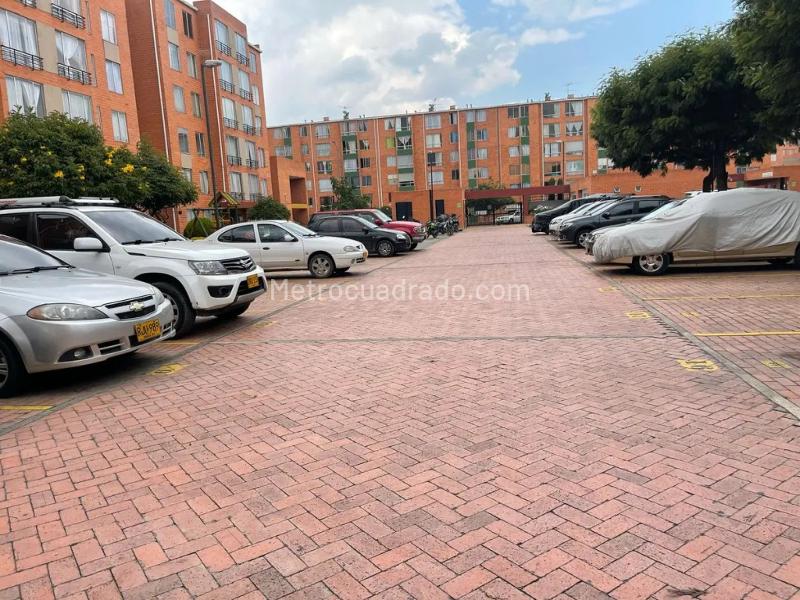 Piso – Soacha, Ciudad Verde, Comuna La Despensa - Más