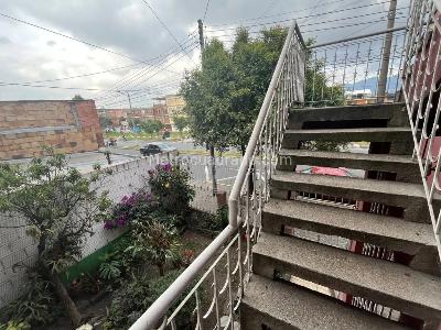 Casa de 5 alcobas en venta en Quiroga I, Bogotá, 161 m² · foto 3 de 18