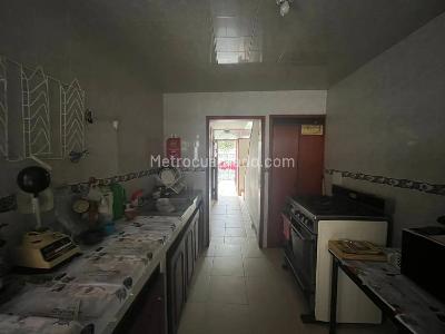 Casa de 5 alcobas en venta en Quiroga I, Bogotá, 161 m² · foto 7 de 18